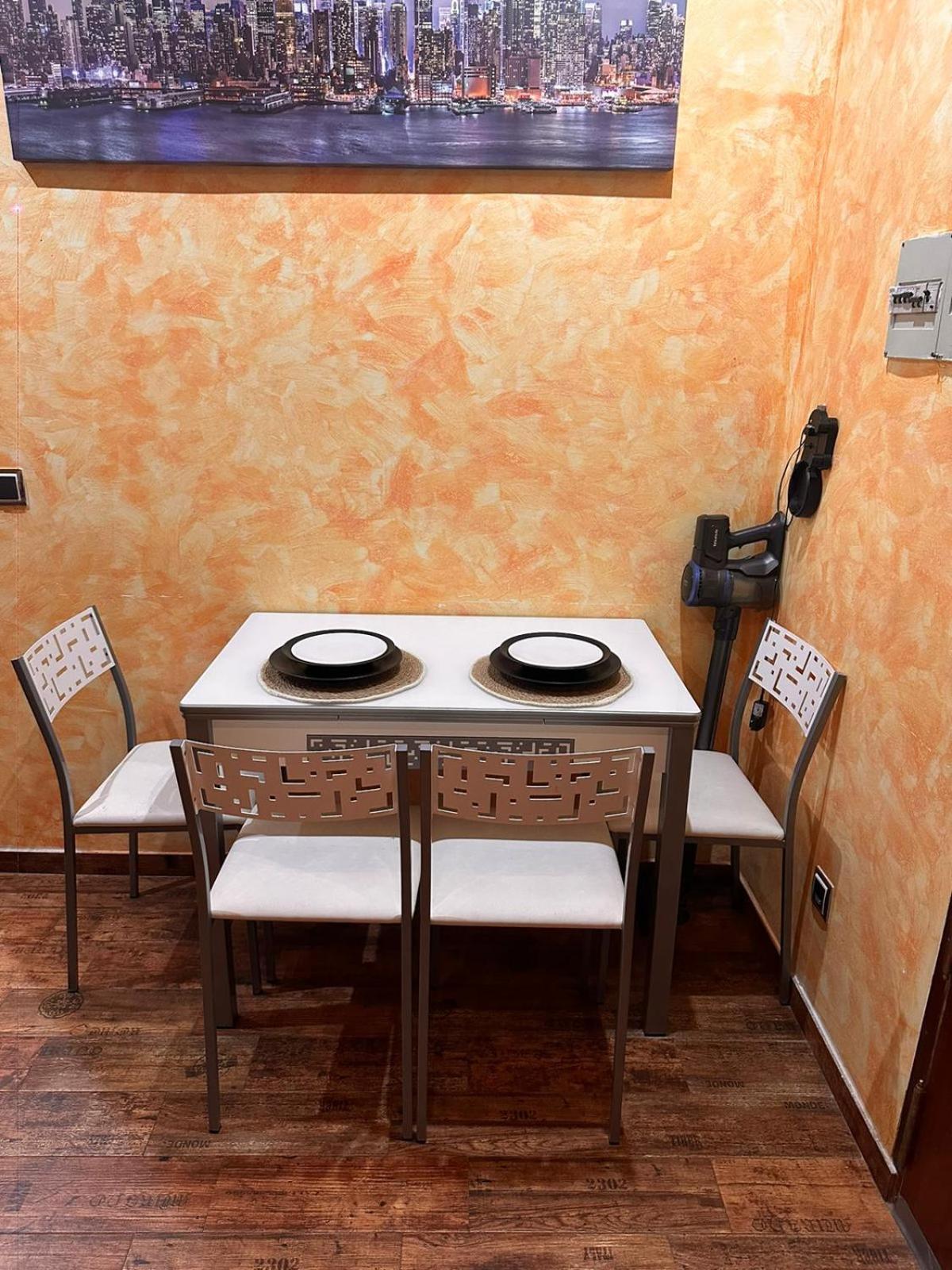 Casa Centrica, En Barrio Bohemio Apartment Madrid Luaran gambar